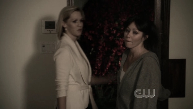 Charmed-Online_dot_nl-90210-S01E12-3213.jpg Charmed-Online_dot_nl-90210-S01E12-3213.jpg