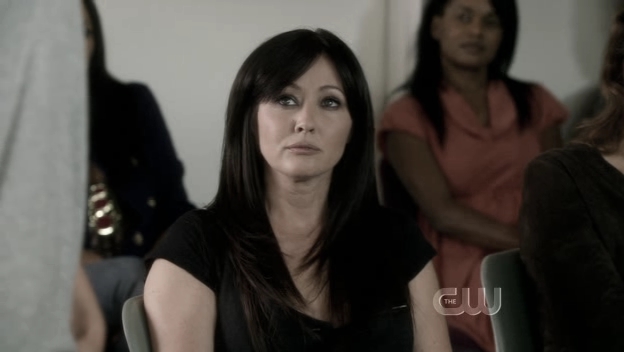 Charmed-Online_dot_nl-90210-S01E12-3454.jpg Charmed-Online_dot_nl-90210-S01E12-3454.jpg