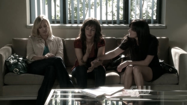 Charmed-Online_dot_nl-90210-S01E12-3844.jpg