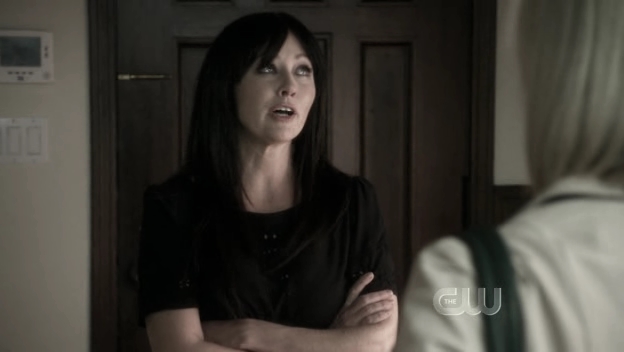 Charmed-Online_dot_nl-90210-S01E12-4090.jpg Charmed-Online_dot_nl-90210-S01E12-4090.jpg
