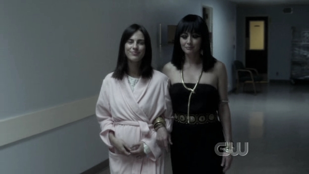 Charmed-Online_dot_nl-90210-S01E24-1375.jpg Charmed-Online_dot_nl-90210-S01E24-1375.jpg