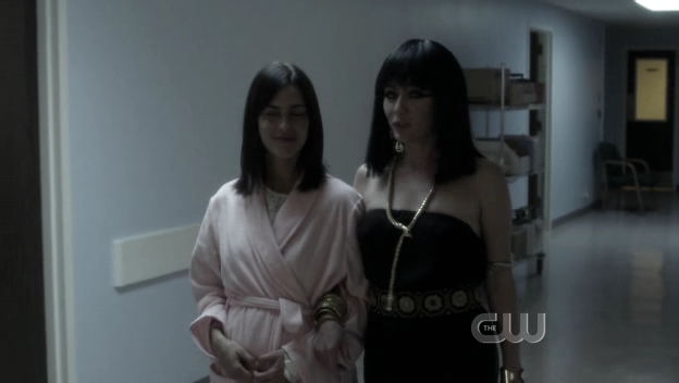 Charmed-Online_dot_nl-90210-S01E24-1377.jpg Charmed-Online_dot_nl-90210-S01E24-1377.jpg