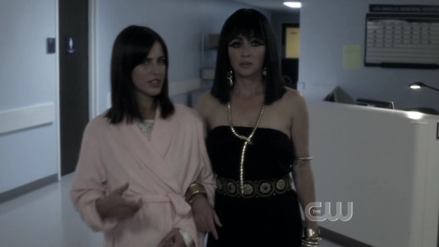 Charmed-Online_dot_nl-90210-S01E24-1382.jpg Charmed-Online_dot_nl-90210-S01E24-1382.jpg