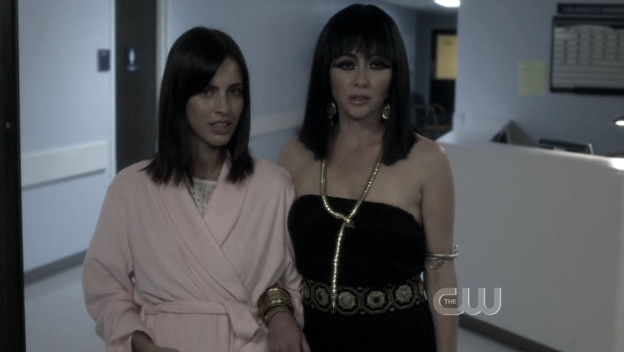 Charmed-Online_dot_nl-90210-S01E24-1389.jpg Charmed-Online_dot_nl-90210-S01E24-1389.jpg