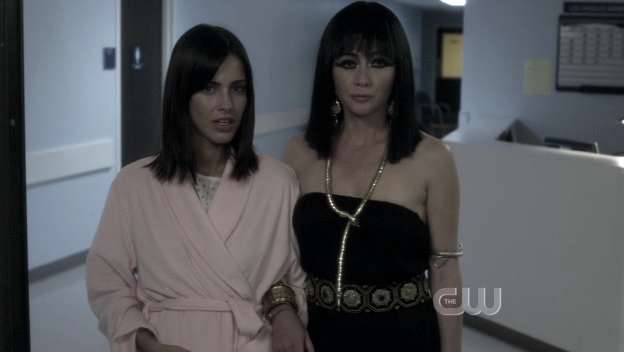 Charmed-Online_dot_nl-90210-S01E24-1390.jpg Charmed-Online_dot_nl-90210-S01E24-1390.jpg