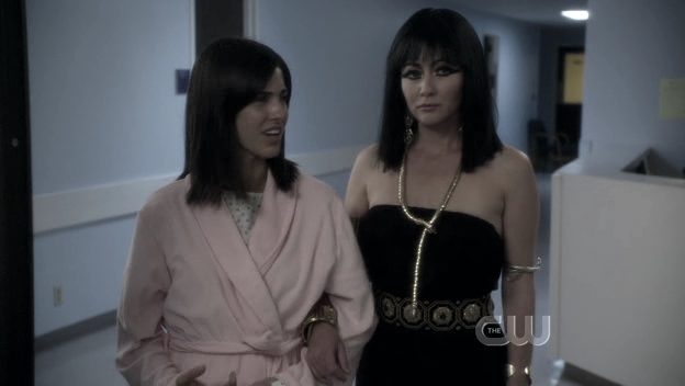 Charmed-Online_dot_nl-90210-S01E24-1402.jpg Charmed-Online_dot_nl-90210-S01E24-1402.jpg