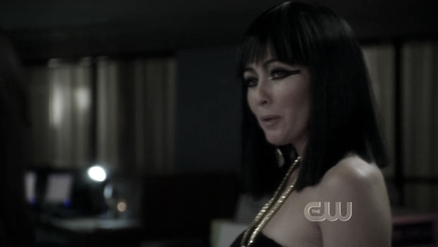 Charmed-Online_dot_nl-90210-S01E24-1426.jpg Charmed-Online_dot_nl-90210-S01E24-1426.jpg