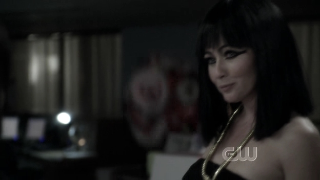 Charmed-Online_dot_nl-90210-S01E24-1428.jpg Charmed-Online_dot_nl-90210-S01E24-1428.jpg