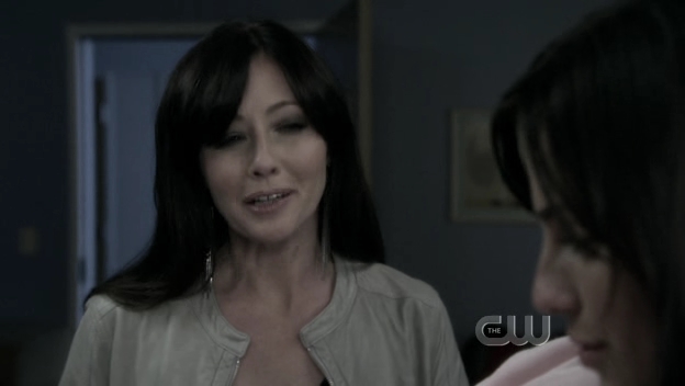 Charmed-Online_dot_nl-90210-S01E24-2088.jpg Charmed-Online_dot_nl-90210-S01E24-2088.jpg