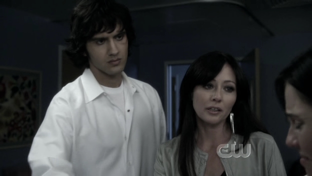 Charmed-Online_dot_nl-90210-S01E24-2137.jpg Charmed-Online_dot_nl-90210-S01E24-2137.jpg