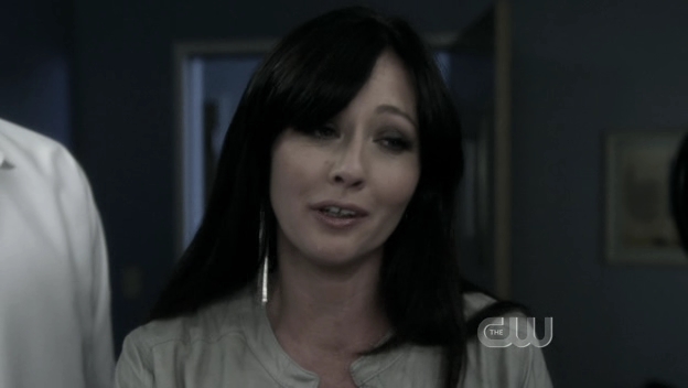 Charmed-Online_dot_nl-90210-S01E24-2145.jpg Charmed-Online_dot_nl-90210-S01E24-2145.jpg