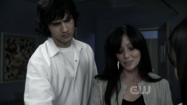 Charmed-Online_dot_nl-90210-S01E24-2153.jpg Charmed-Online_dot_nl-90210-S01E24-2153.jpg