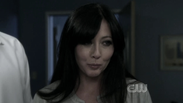 Charmed-Online_dot_nl-90210-S01E24-2165.jpg Charmed-Online_dot_nl-90210-S01E24-2165.jpg