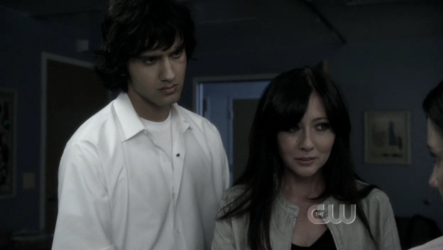 Charmed-Online_dot_nl-90210-S01E24-2174.jpg