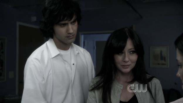 Charmed-Online_dot_nl-90210-S01E24-2175.jpg