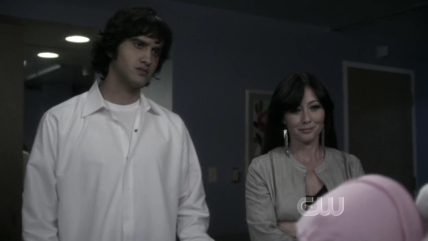 Charmed-Online_dot_nl-90210-S01E24-2294.jpg