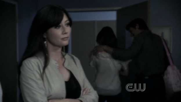 Charmed-Online_dot_nl-90210-S01E24-2336.jpg