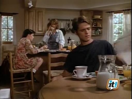 charmed-online_dot_nl-BeverlyHills90210-1x02-0181.jpg
