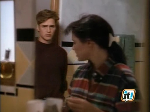 charmed-online_dot_nl-BeverlyHills90210-1x02-1368.jpg