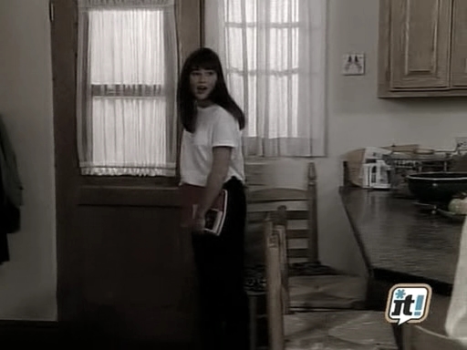 charmed-online_dot_nl-BeverlyHills91210_2x03-2308.jpg