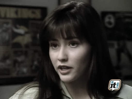 charmed-online_dot_nl-BeverlyHills91210_2x04-1957.jpg