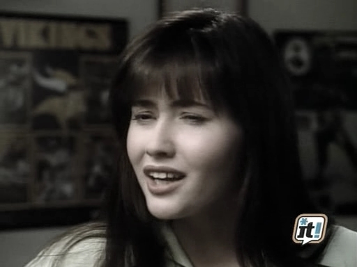 charmed-online_dot_nl-BeverlyHills91210_2x04-1966.jpg