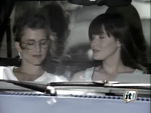 charmed-online_dot_nl-BeverlyHills91210_2x06-1050.jpg