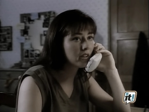 charmed-online_dot_nl-BeverlyHills91210_2x08-0990.jpg