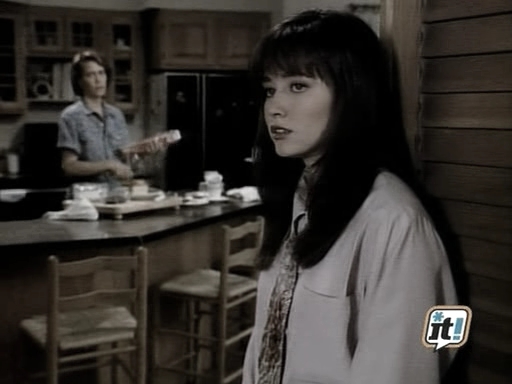 charmed-online_dot_nl-BeverlyHills91210_2x10-0591.jpg