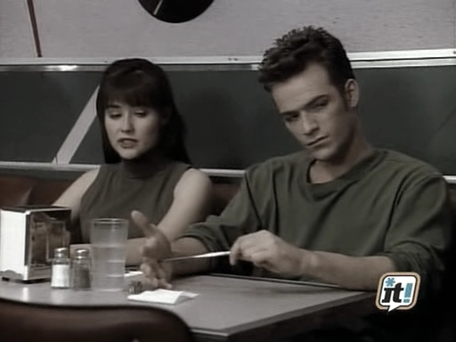 charmed-online_dot_nl-BeverlyHills91210_2x10-0835.jpg