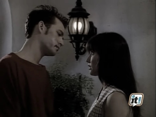 charmed-online_dot_nl-BeverlyHills91210_2x10-1972.jpg