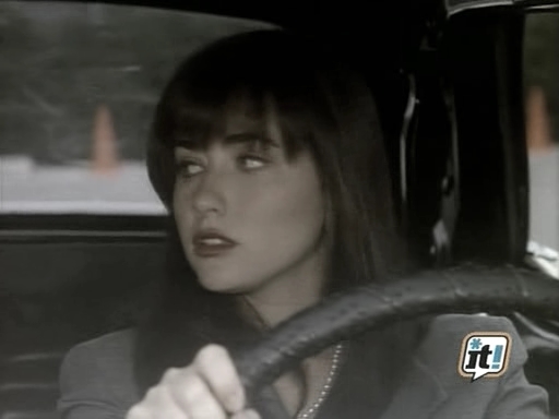 charmed-online_dot_nl-beverlyhills90210-2x11-0168.jpg