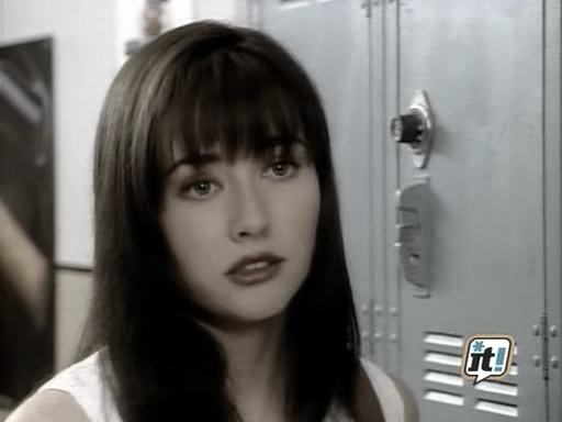 charmed-online_dot_nl-beverlyhills90210-2x11-0820.jpg
