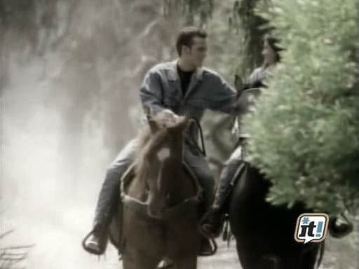 charmed-online_dot_nl-beverlyhills90210-2x11-1322.jpg