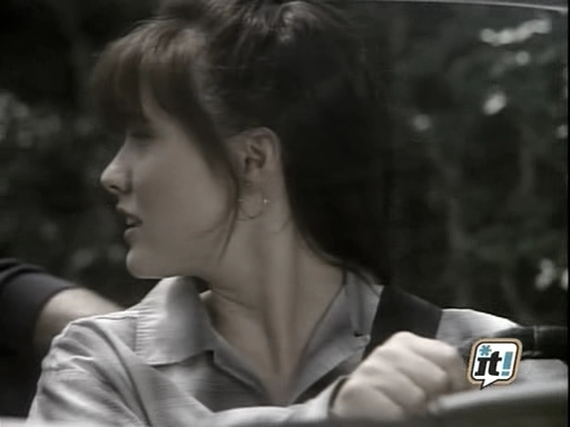 charmed-online_dot_nl-beverlyhills90210-2x11-2362.jpg