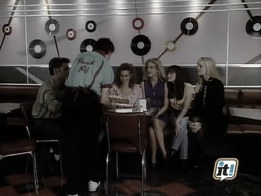 charmed-online_dot_nl-beverlyhills90210-2x12-2294.jpg