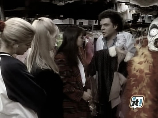 charmed-online_dot_nl-BeverlyHills90210-2x13-0358.jpg