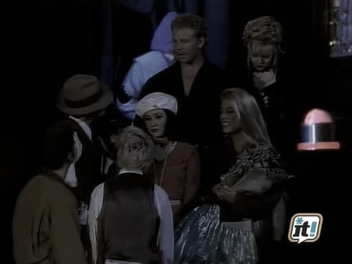 charmed-online_dot_nl-BeverlyHills90210-2x13-2464.jpg