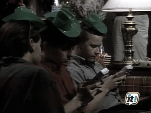 charmed-online_dot_nl-BeverlyHills90210-2x14-0804.jpg