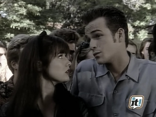 charmed-online_dot_nl-BeverlyHills90210-2x14-1077.jpg