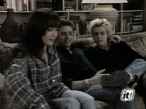 charmed-online_dot_nl-BeverlyHills90210-2x14-1546.jpg