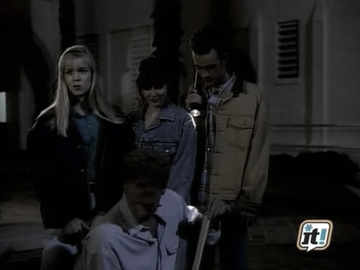 charmed-online_dot_nl-BeverlyHills90210-2x14-2351.jpg