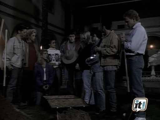 charmed-online_dot_nl-BeverlyHills90210-2x14-2432.jpg