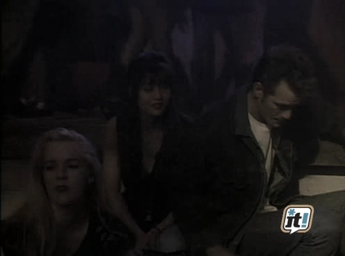charmed-online_dot_nl-BeverlyHills90210-2x15-0901.jpg