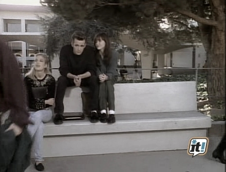 charmed-online_dot_nl-BeverlyHills90210-2x17-1450.jpg
