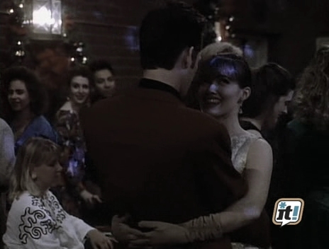 charmed-online_dot_nl-BeverlyHills90210-2x17-2125.jpg