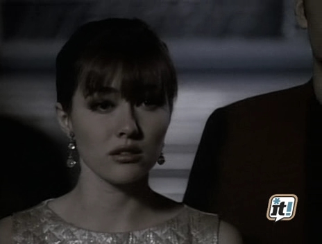 charmed-online_dot_nl-BeverlyHills90210-2x17-2465.jpg