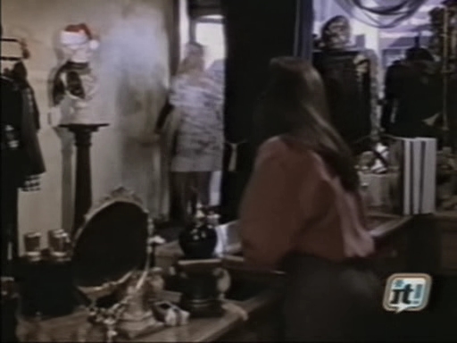 charmed-online_dot_nl-BeverlyHills90210-2x18-0239.jpg