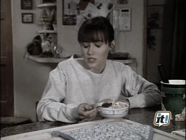 charmed-online_dot_nl-BeverlyHills90210-2x19-0790.jpg