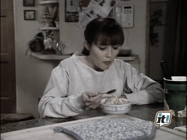 charmed-online_dot_nl-BeverlyHills90210-2x19-0811.jpg